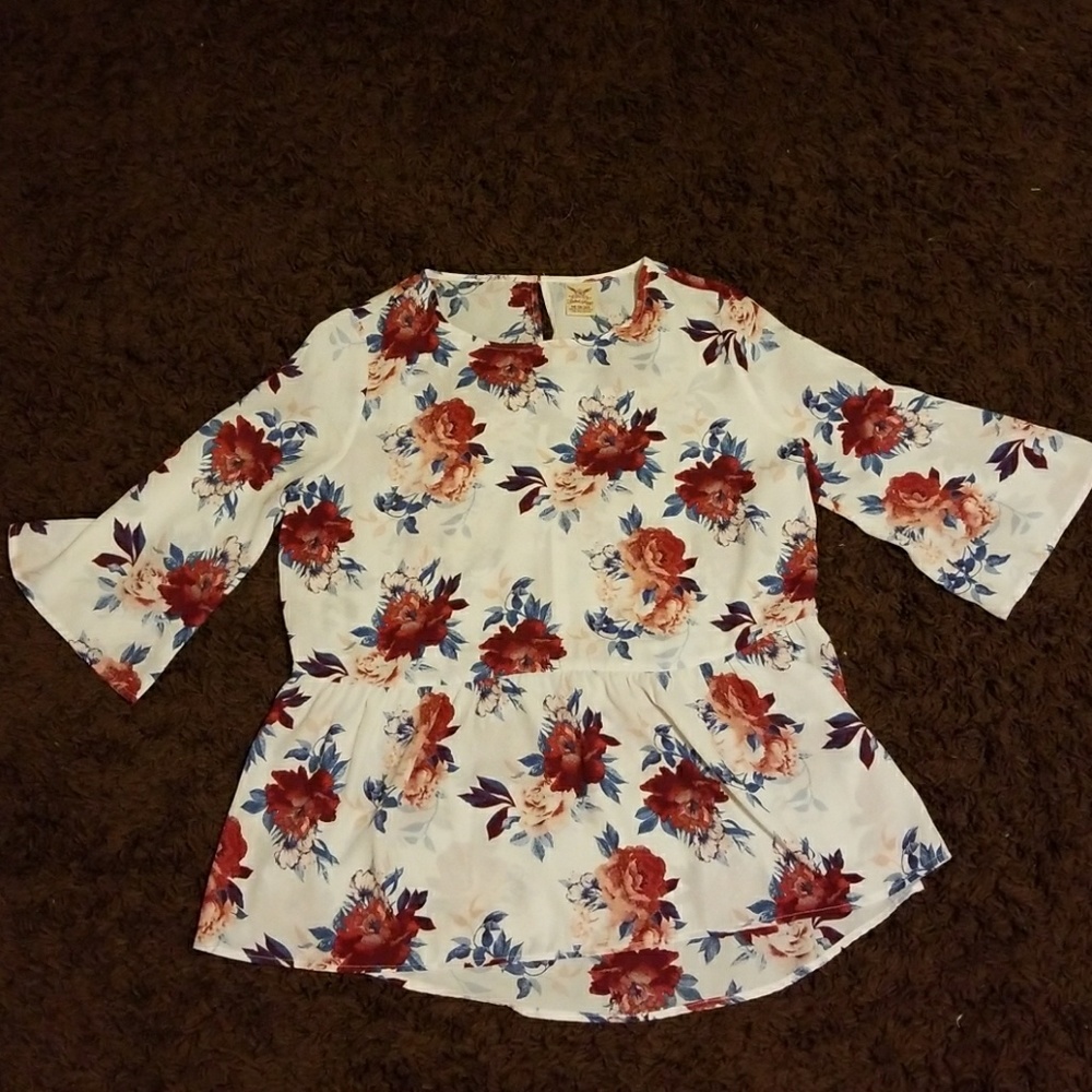 Faded Glory Floral Peplum top
